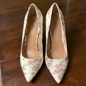 White floral heels